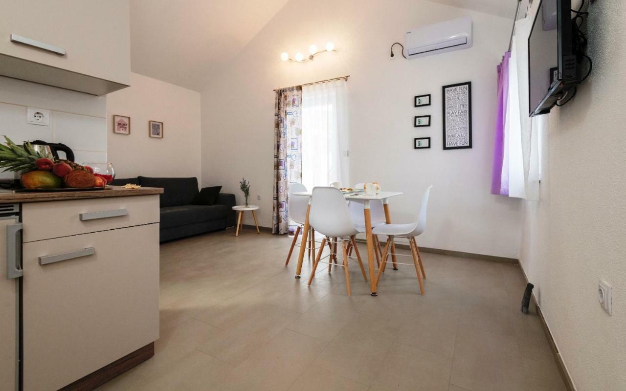 Apartmani Livaja Plano Dış mekan fotoğraf